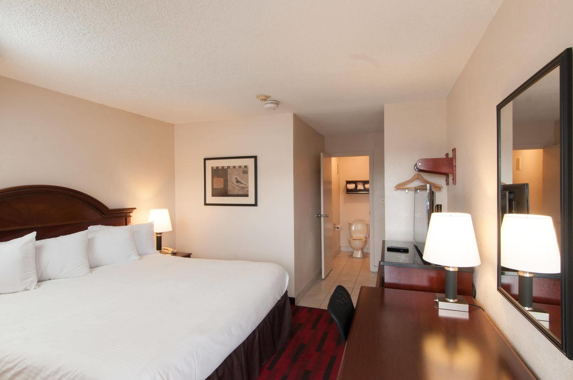 Varsity Inn Osu South Кълъмбъс Екстериор снимка